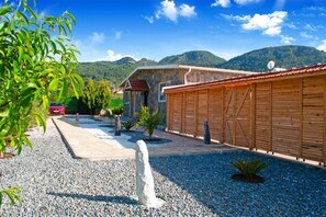 Property grounds - Ultra Lux for Large Families Private Villa 6+2 in Fethiye (Muğla)