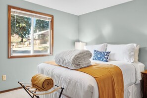 4 chambres, fer et planche à repasser, lit parapluie, Wi-Fi gratuit