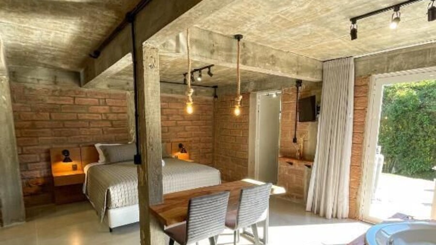 Pietra Rossa Casa Pousada