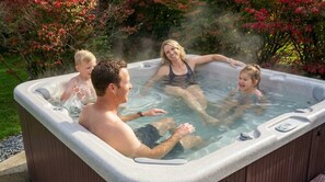 Bain à remous extérieur