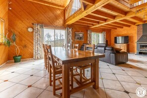 Dining - La Villa Manson - SAINT GENES CHAMPANELLE (SAINT GENES CHAMPANELLE)