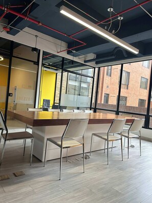 Meeting facility - NOK  1BR Stylish Loft in Usaquén (Bogotá)