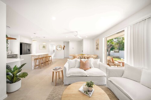 Solara Escape Mooloolaba, Pool + Dog-Friendly Home