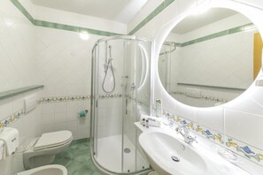 Bathroom - Hotel Tritone Resort AND SPA (Forio)