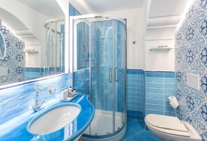 Bathroom - Terme Tritone (Forio)