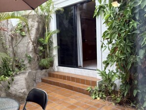 Exterior detail - Domus Aurea (Mazatlán)