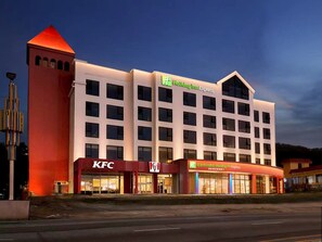 Exterior - Holiday Inn Express Shenzhen Nan’ao by IHG (Shenzhen)
