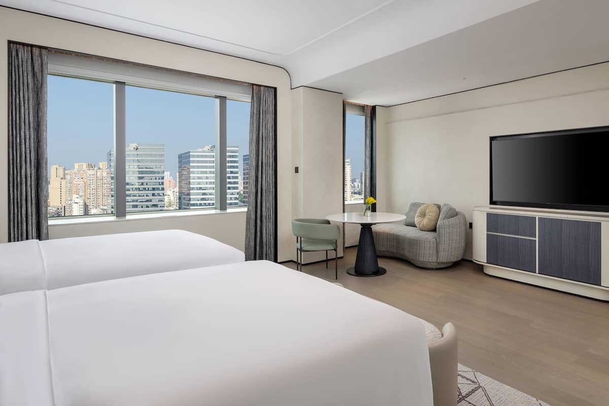 Grand-huone, 2 parisänkyä, esteetön, club-loungen käyttöoikeus