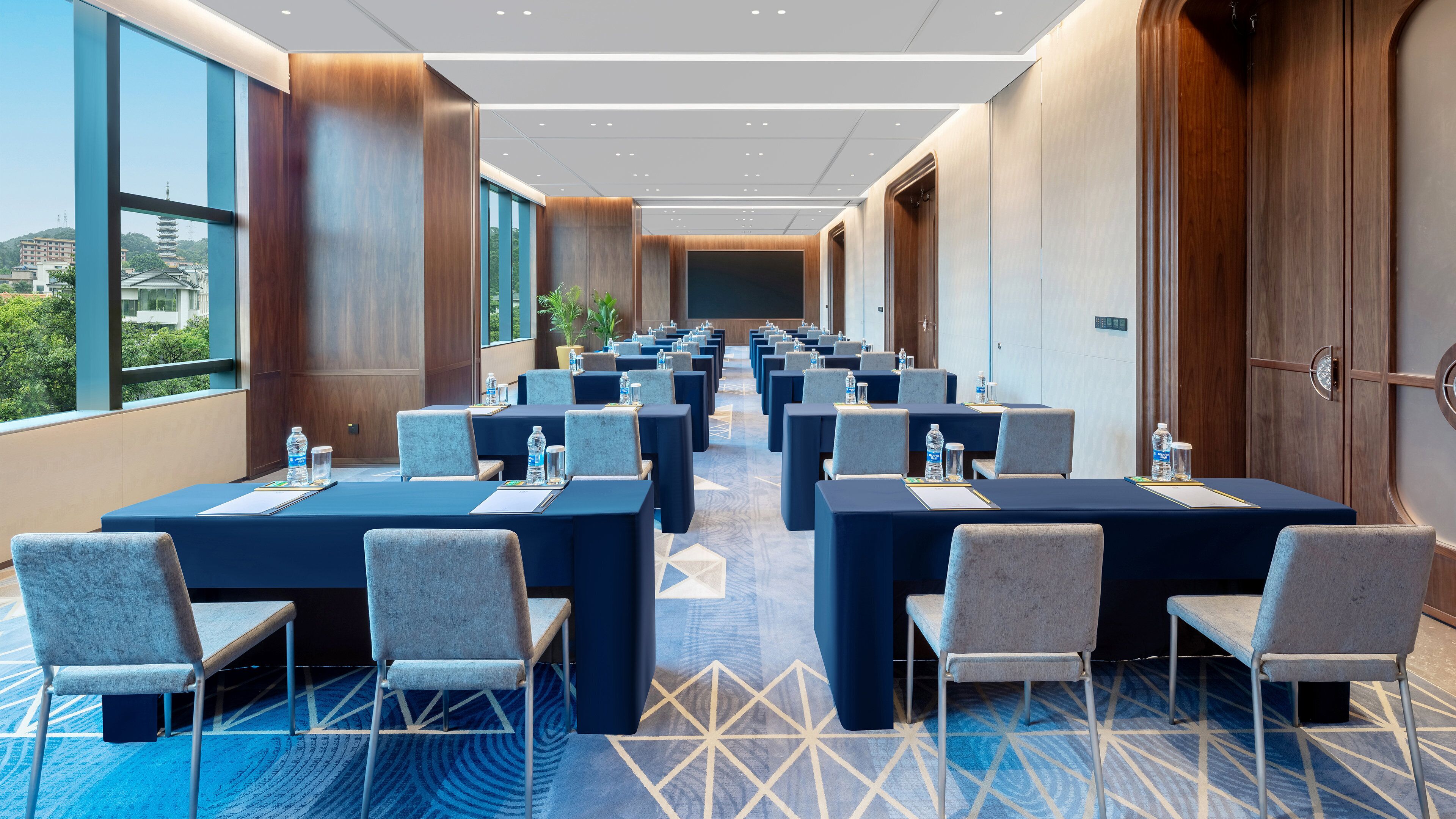 Meeting facility