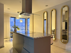 Interior - Golden Glow (Mazatlán)
