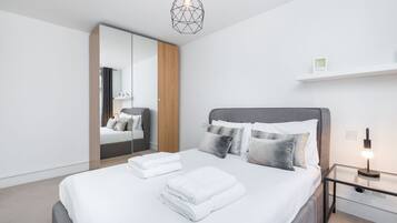 House, Multiple Beds, Kitchen, City View (FS11A (House)) | 2 bedrooms