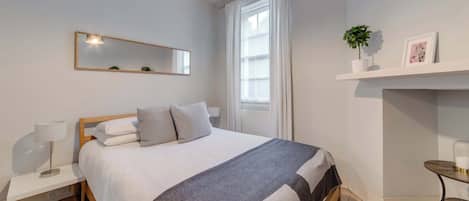 Apartment, 1 Double Bed with Sofa bed, Kitchen, City View (Goodge Place 24, 1)