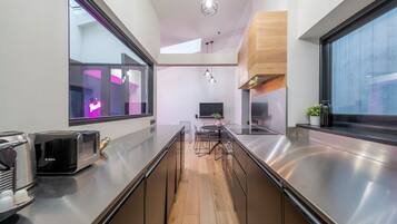 Apartment, Mehrere Betten, Küche, Stadtblick (Long Acre 4) | Eigene Küche