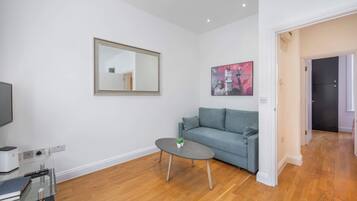 Apartment, 1 Double Bed with Sofa bed, Kitchen, City View (GTS 1, 59) | Living area