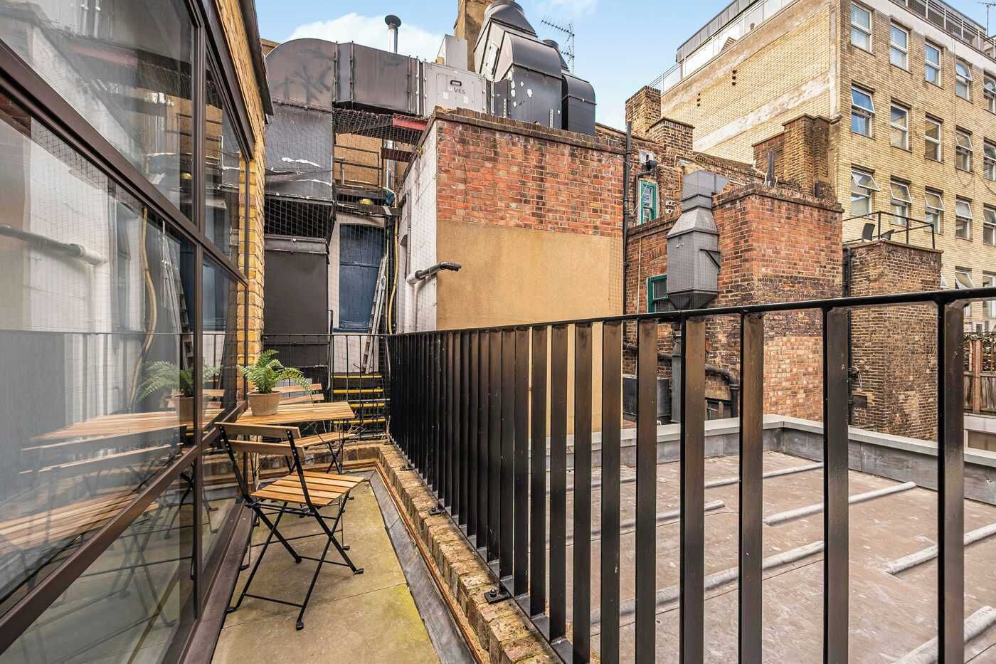 Apartment, Multiple Beds, Kitchen, Garden View (Bateman St 13, 2) | Outdoor dining