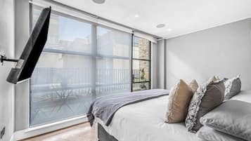 Appartement, meerdere bedden, keuken, uitzicht op tuin (Bateman St 13, 2)