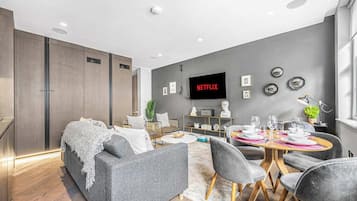 Appartement, meerdere bedden, keuken, uitzicht op tuin (Bateman St 13, 2) | Interieur