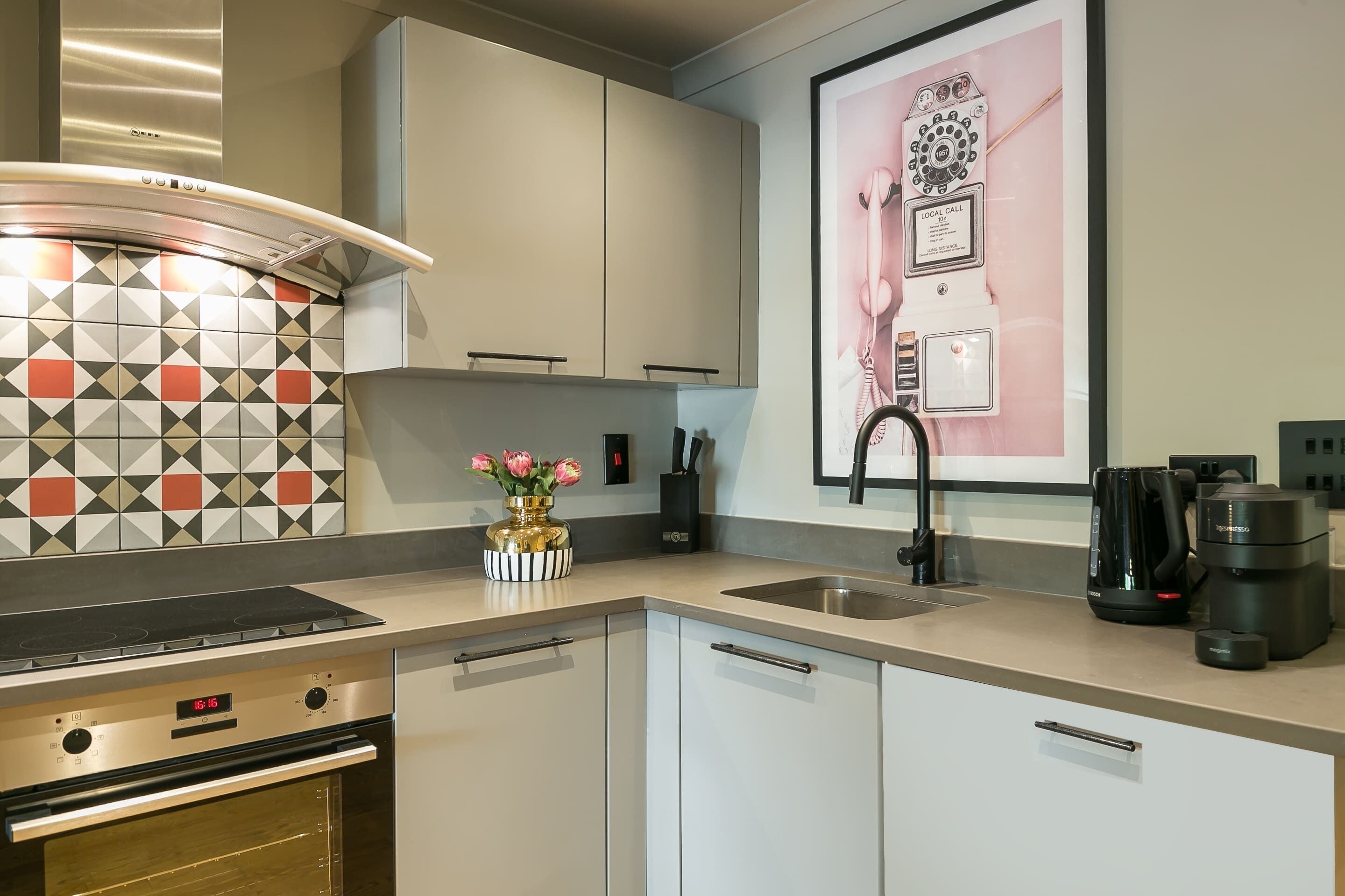 Apartment, 1 King Bed with Sofa bed, Balcony, City View (Bloomsbury Square 9) | Private kitchen