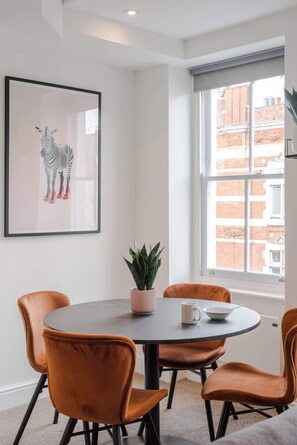 Apartment, 1 King Bed with Sofa bed, Pets Not Allowed, City View (Foley St 3) | Dining - The Foley Residence - Fitzrovia - by Frankie (London)