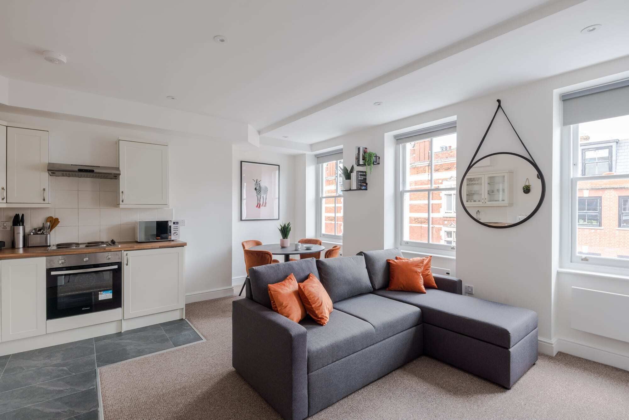 Apartment, 1 King Bed with Sofa bed, Pets not allowed, City View (Foley St 3) | Living area