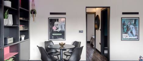 Apartment, 1 Double Bed with Sofa bed, Patio, City View (Old Compton 4) | Dining