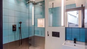 Apartment, 1 Double Bed with Sofa bed, Patio, City View (Old Compton 4) | Bathroom | Towels