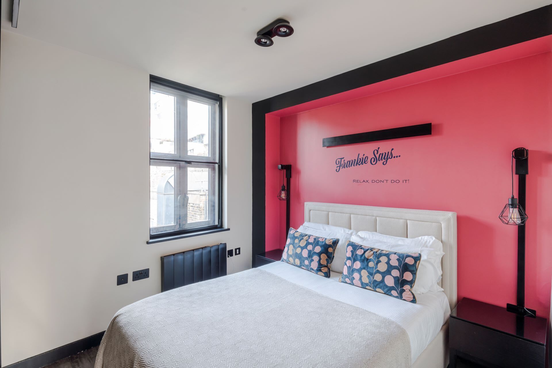 Appartement, 1 tweepersoonsbed met slaapbank, patio, uitzicht op stad (Old Compton 4) | 1 slaapkamer