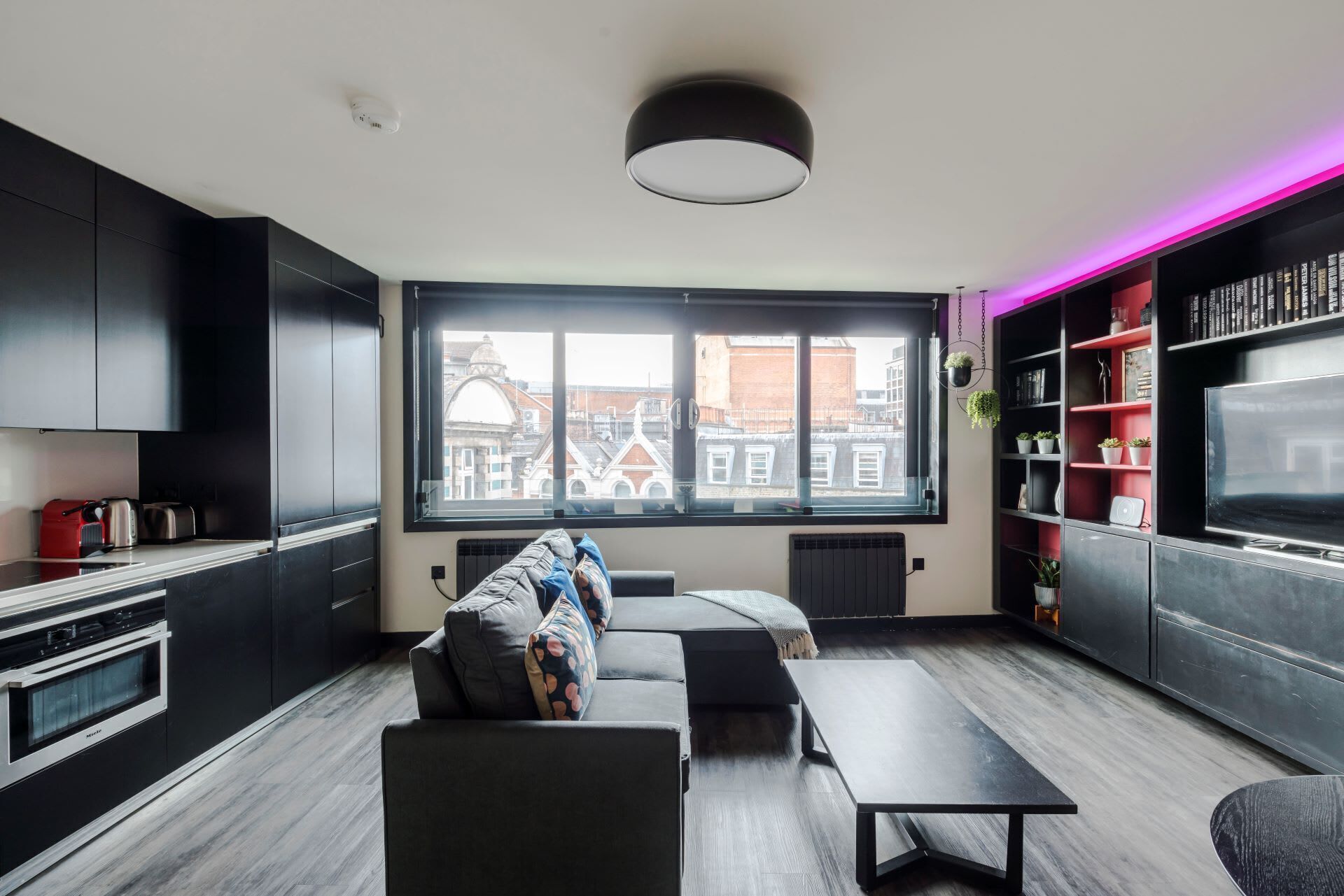 Appartement, 1 tweepersoonsbed met slaapbank, patio, uitzicht op stad (Old Compton 4) | Interieur