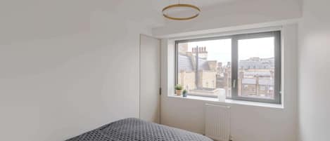 Apartment, Mehrere Betten, Terrasse, Stadtblick (GPS 90, 5)