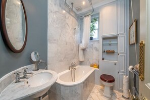 Condo, Berbilang Katil, Kitchen, City View (GPS102, 2) | Bilik Mandi | Tuala disediakan 