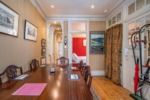 Condo, nhiều giường, bếp, quang cảnh thành phố (GPS102, 2) | Khu ăn uống