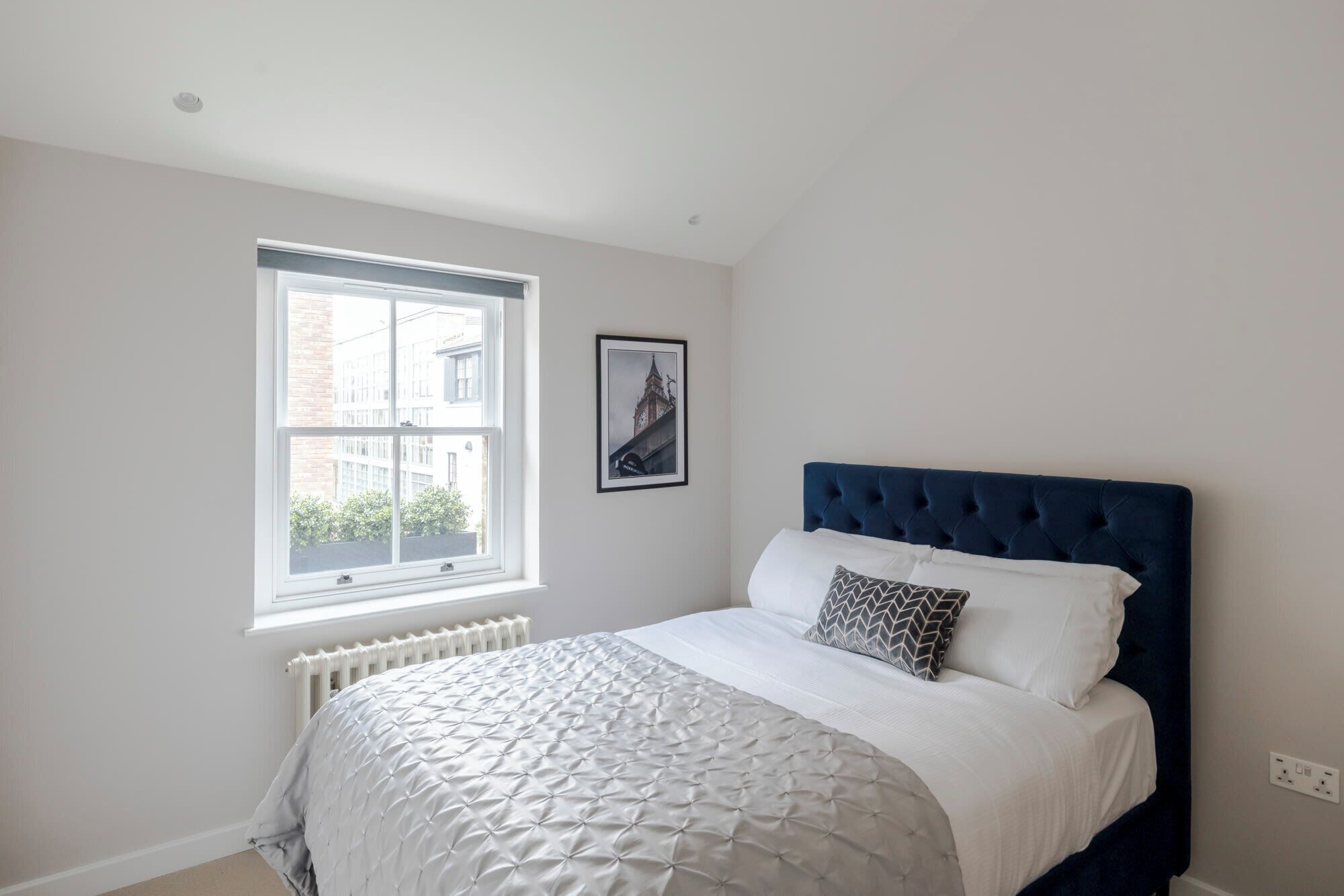 2 bedrooms, individually decorated, individually furnished, bed sheets