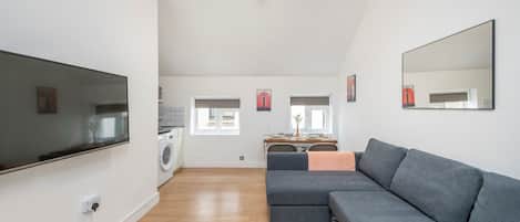 Appartement, 1 lit double et 1 canapé-lit, cuisine, vue ville (Grafton B) | Vue de la chambre