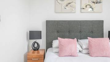 Appartement, plusieurs lits, patio, vue ville (Churchway 8)