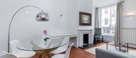 Apartment, 1 Double Bed with Sofa bed, Pets not allowed, City View (FS11A (Upper)) | Interior