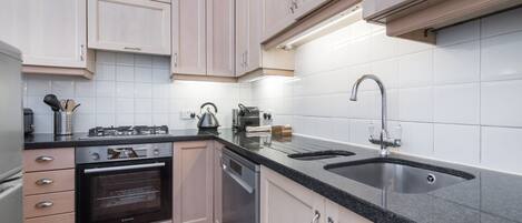 Apartment, 1 Double Bed with Sofa bed, Pets Not Allowed, City View (FS11A (Upper)) | Private kitchen