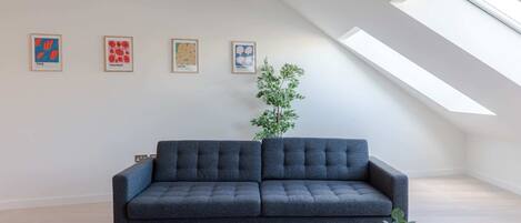 Apartment, Mehrere Betten, KĂŒche, Stadtblick (Hollen St 6, 15) | Wohnbereich