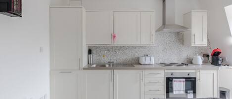 Apartment, 1 Doppelbett und Schlafsofa, Terrasse, Stadtblick (Foley St 4) | Eigene Küche