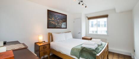 Apartment, 1 Double Bed with Sofa bed, Patio, City View (Gresse St 25, 61)