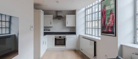 Apartment, 1 Double Bed with Sofa bed, Kitchen, City View (Sandra House 4) | Interior