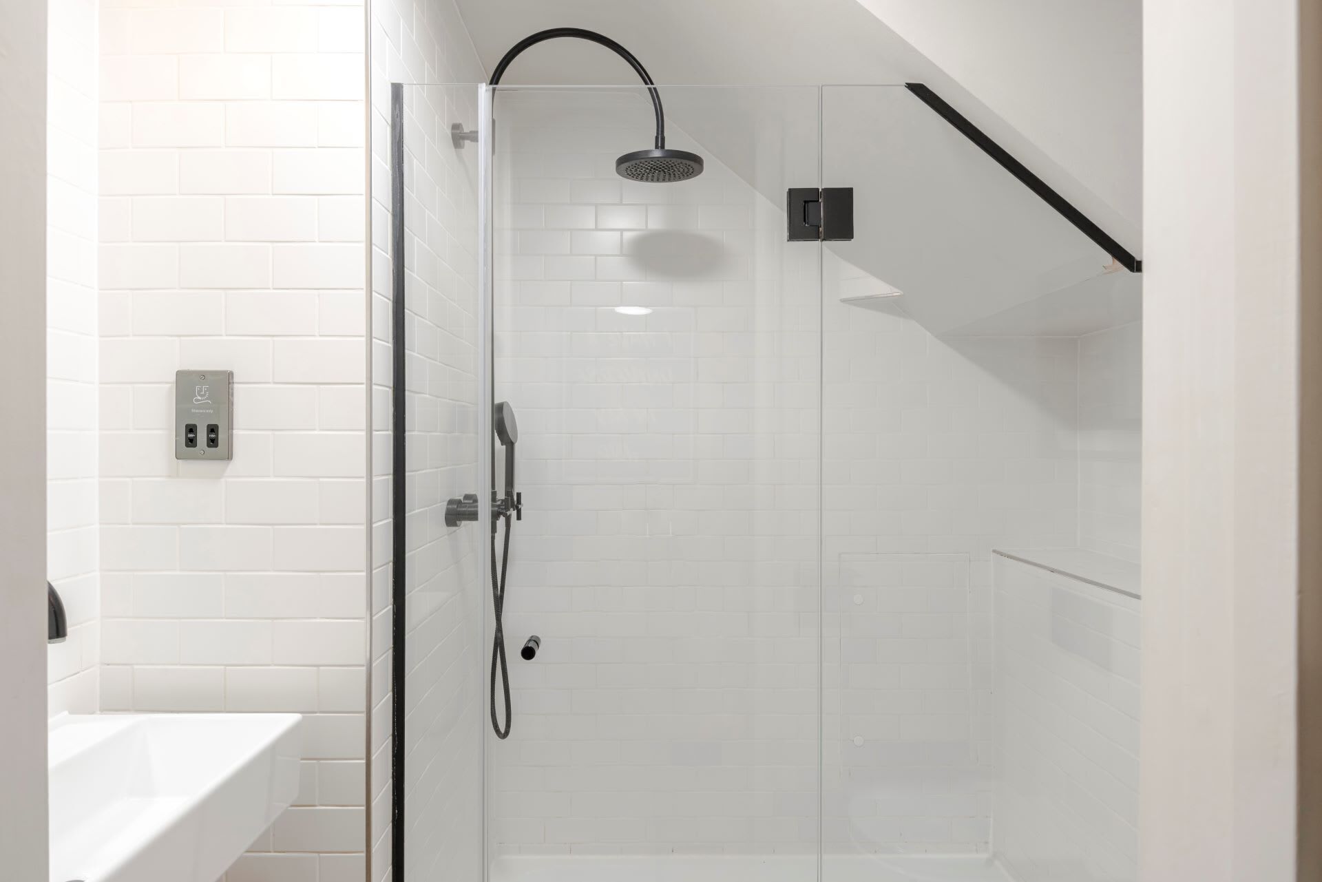 Apartment, 1 King-Bett und Schlafsofa, Küche, Stadtblick (Long Acre 1) | Badezimmer