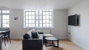 Apartment, Multiple Beds, Kitchen, City View (Sandra House 3) | Living area