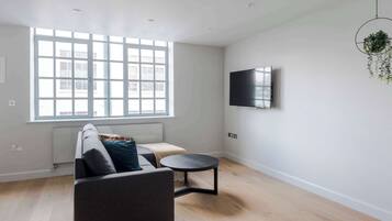 Apartment, Multiple Beds, Kitchen, City View (Sandra House 3) | Living area
