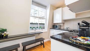 Apartment, 1 Double Bed with Sofa bed, Kitchen, City View (GTS 3,59) | Private kitchen