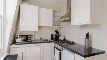 Apartment, 1 Double Bed with Sofa bed, Kitchen, City View (GTS 3,59) | Private kitchen