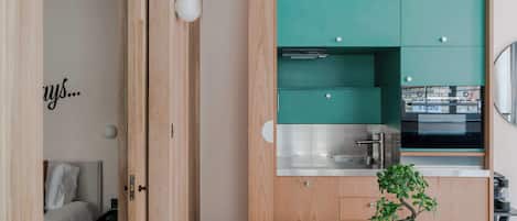 Apartment, 1 King-Bett und Schlafsofa, Küche, Stadtblick (Brewer St A) | Speisen