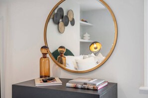 Interior - The Pottter Edition - Covent Garden - by Frankie (London)