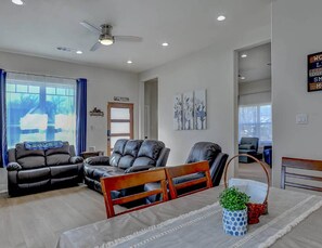 Nicht klassifiziertes Bild, 2 von 16, Schaltfläche