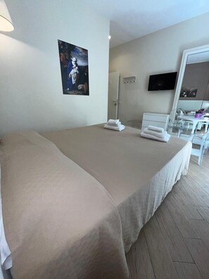 1 bedroom, WiFi, bed sheets - De Ribera rooms Every room tells a story, yours! (Napoli)