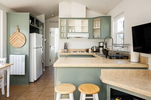 Comfort Cabin, Partial Ocean View | Private kitchen - Camp Trinidad RV Resort and Cabins (Trinidad)